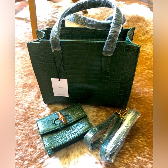 Fawn Design Medium Carryall + belt bag - Picture 3 of 17